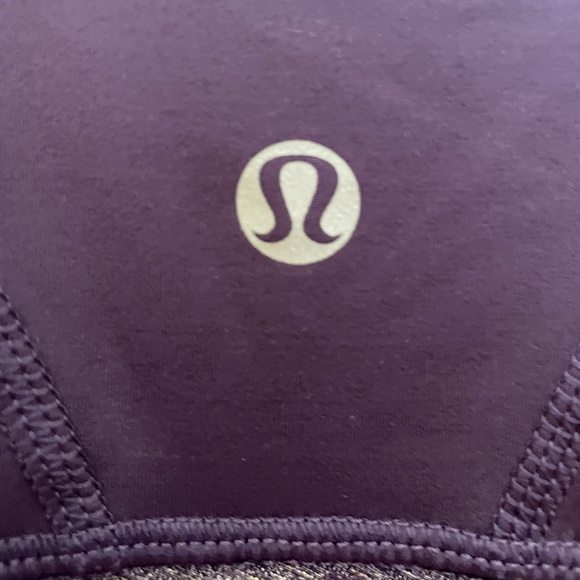 Size 4 purple lululemon tank top - Picture 3 of 4